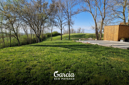 Tonte et entretien d'un jardin